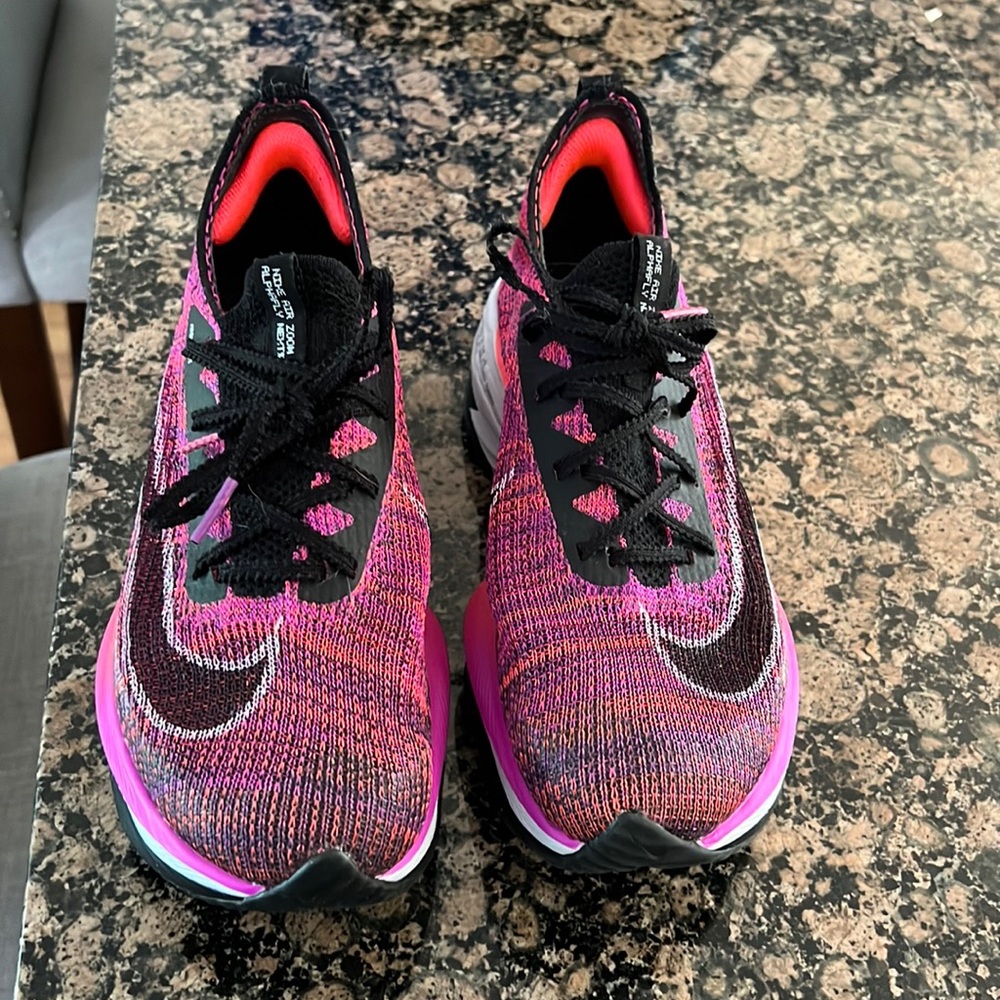 Women’s 8.5 Nike AlphaFly Next%